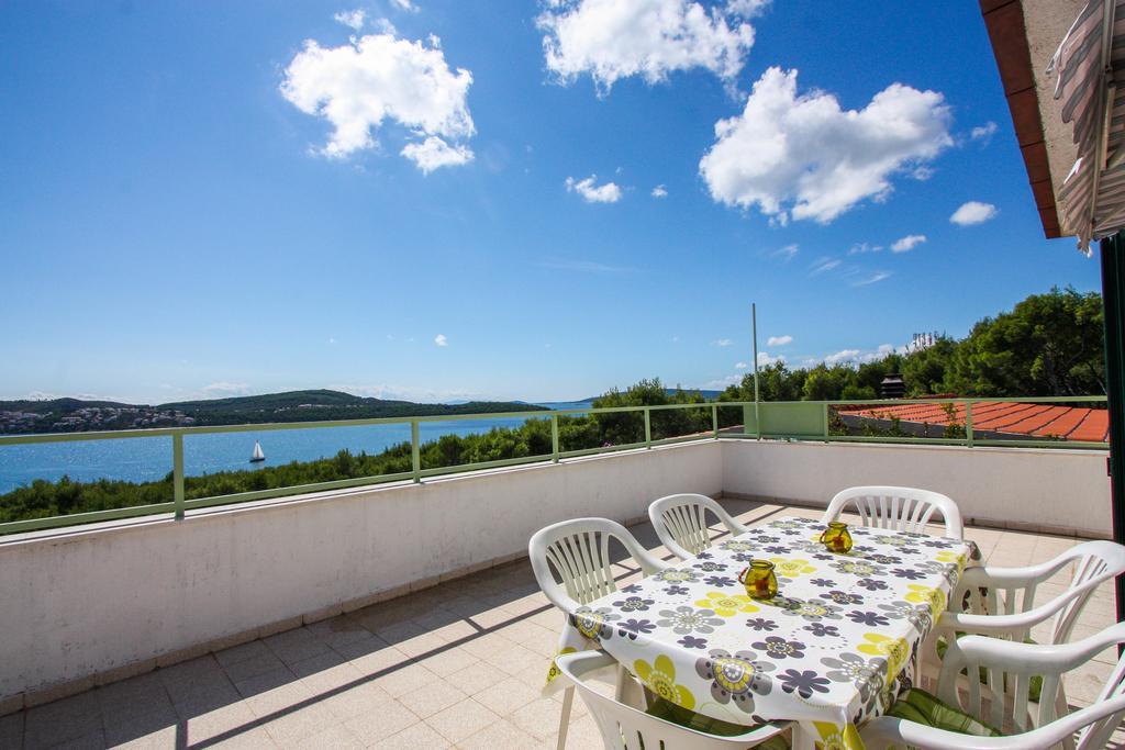 Apartment Artemisia 1 Trogir Luaran gambar